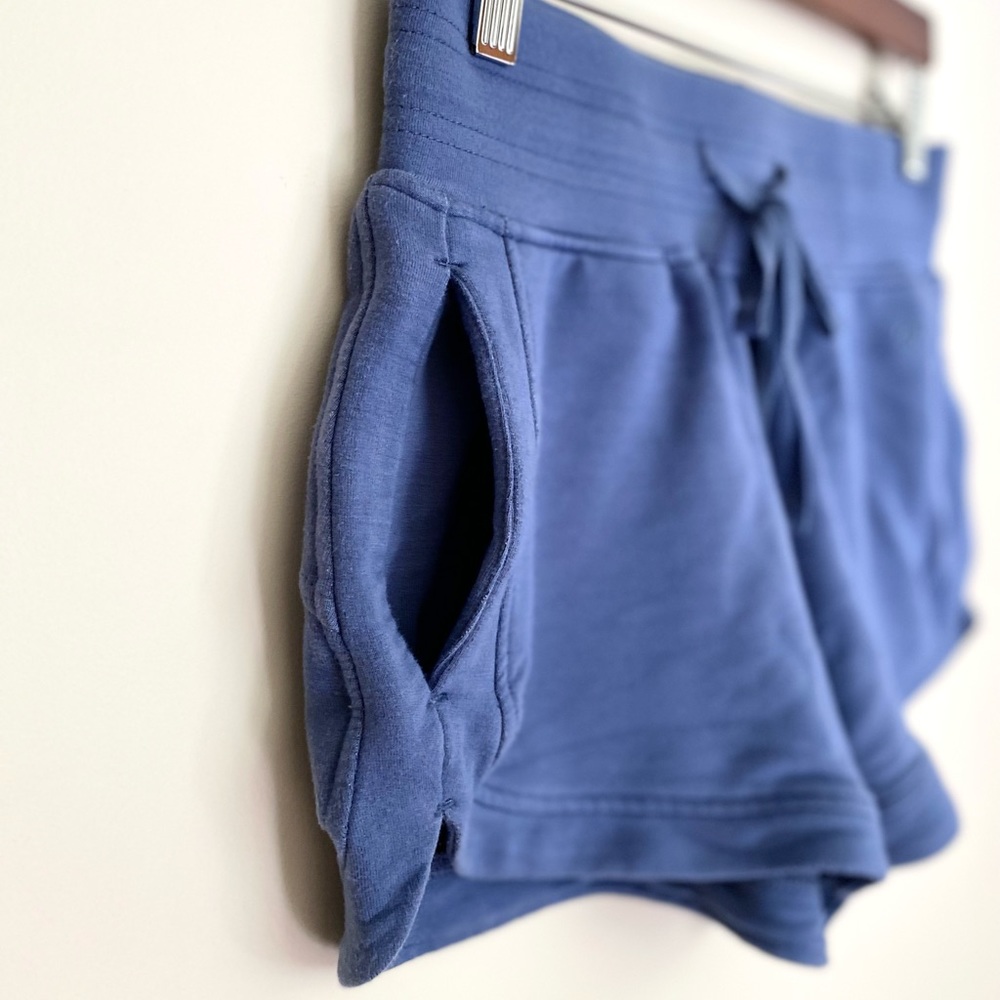 Colosseum | Sweatshorts - Picture 3 of 9